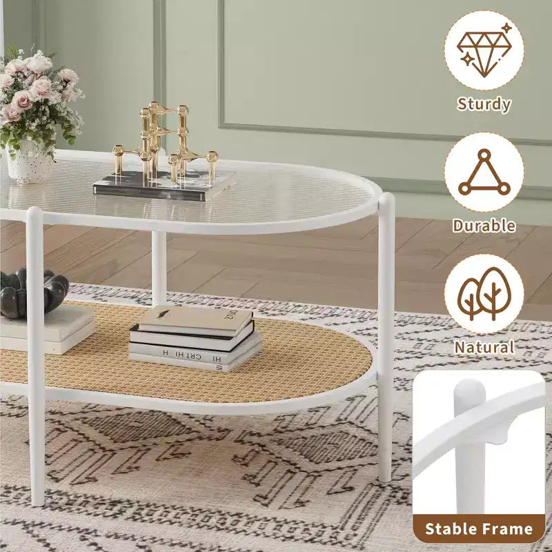 Tavolino da salotto ovale bohémien a 2 livelli in rattan con ripiano in vetro temperato e struttura in metallo