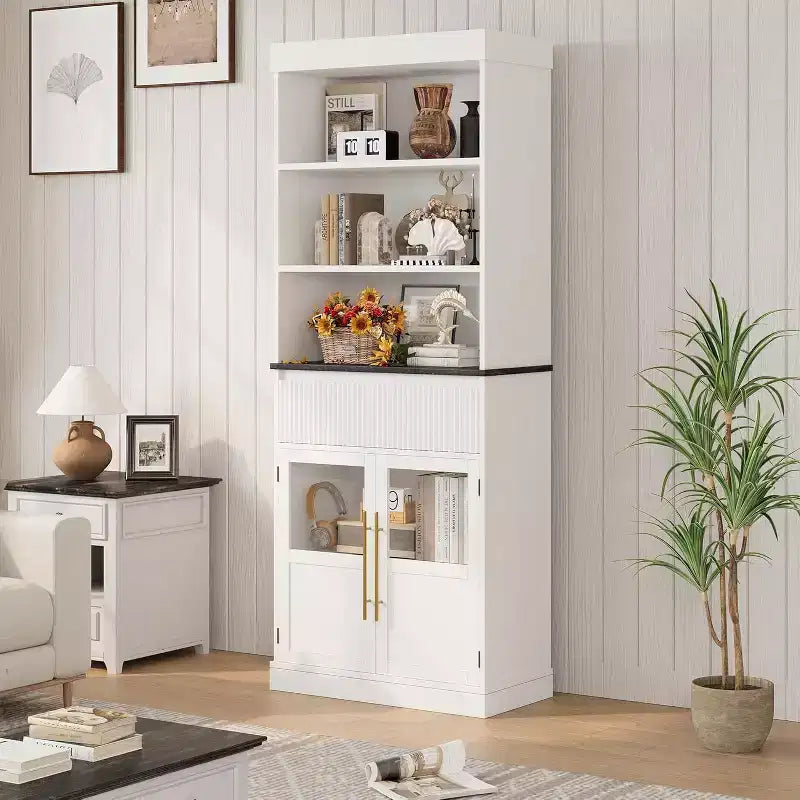 Dispensa alta 178 cm con ante in vetro, 3 ripiani aperti e cassetto scanalato, finitura legno di pero