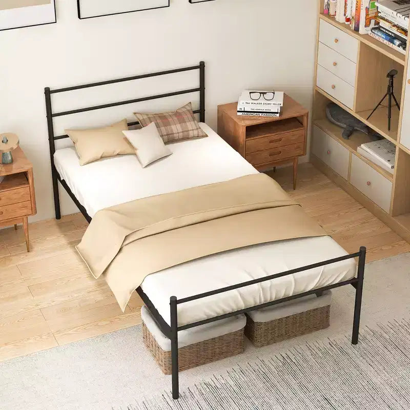 Telaio letto a piattaforma in metallo singolo con testiera, pediera e 34,3 cm di spazio sotto il letto, capacità 222 kg