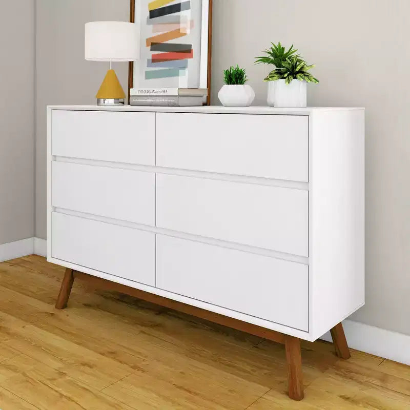Comò moderno in legno massello a 6 cassetti con guide in metallo e kit antiribaltamento, larghezza 132 cm