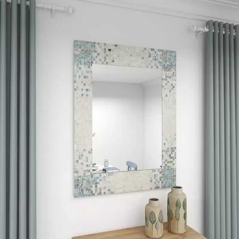 Specchio da Parete a Mosaico Artigianale in Madreperla con Angoli Blu, 61x91 cm, Crema