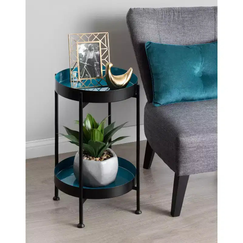 Tavolino laterale in metallo a 2 ripiani con vassoi in smalto rimovibili, design a scomparsa, diametro 38 cm, altezza 61 cm, nero